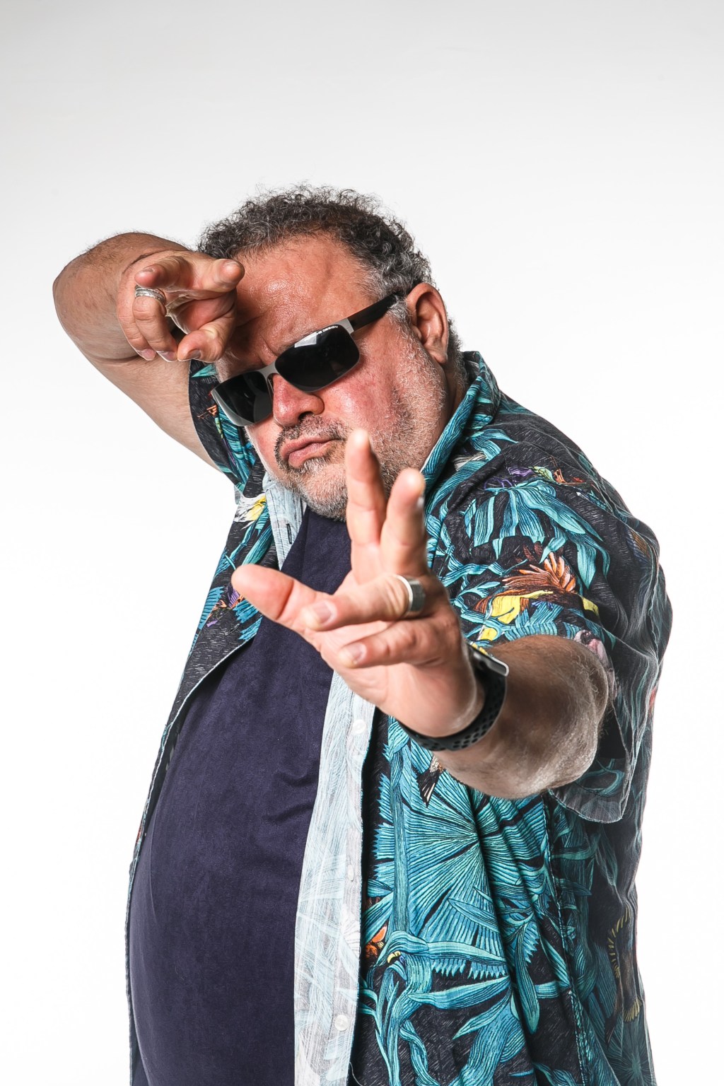 Leo Jaime comemora 40 anos de carreira no Qualistage,dia 21 de outubro  Cantor recebe Eduardo Dussek e João Penca e seus Miquinhos Amestrados no show&nbsp;#Tofazendo40