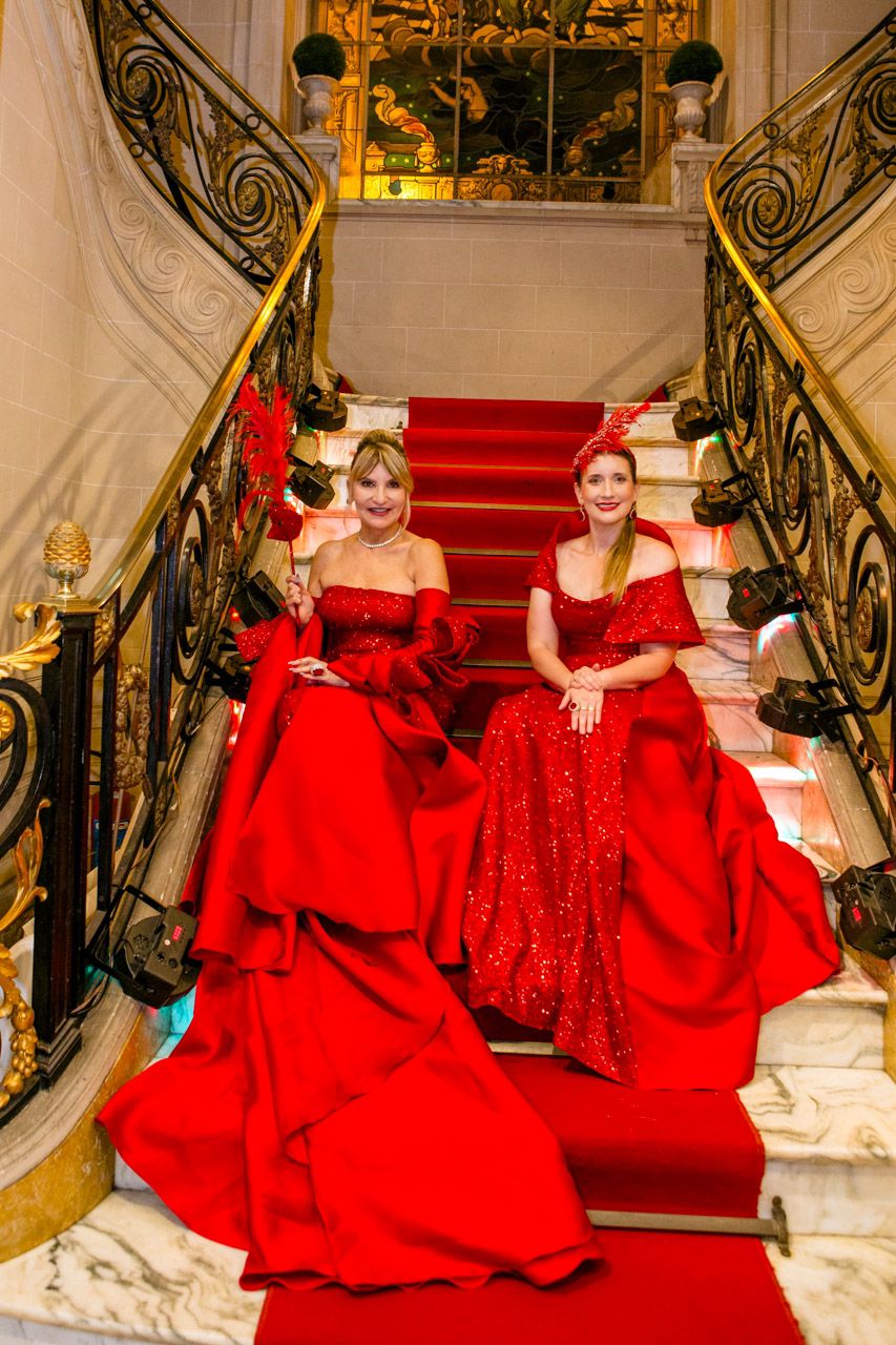 Maísa Gouveia lança nova coleção “Fashion Blends “em desfile de alta costura na Casa Julieta de&nbsp;Serpa