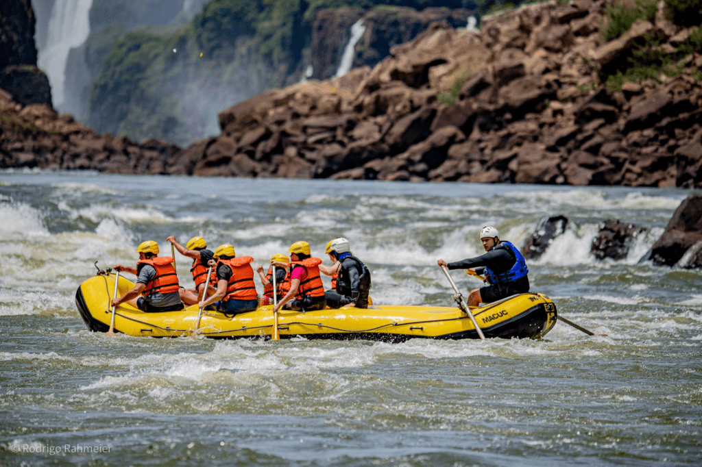 Turismo de Aventura com rafting e cachoeirismo no coração do Parque Nacional do&nbsp;Iguaçu
