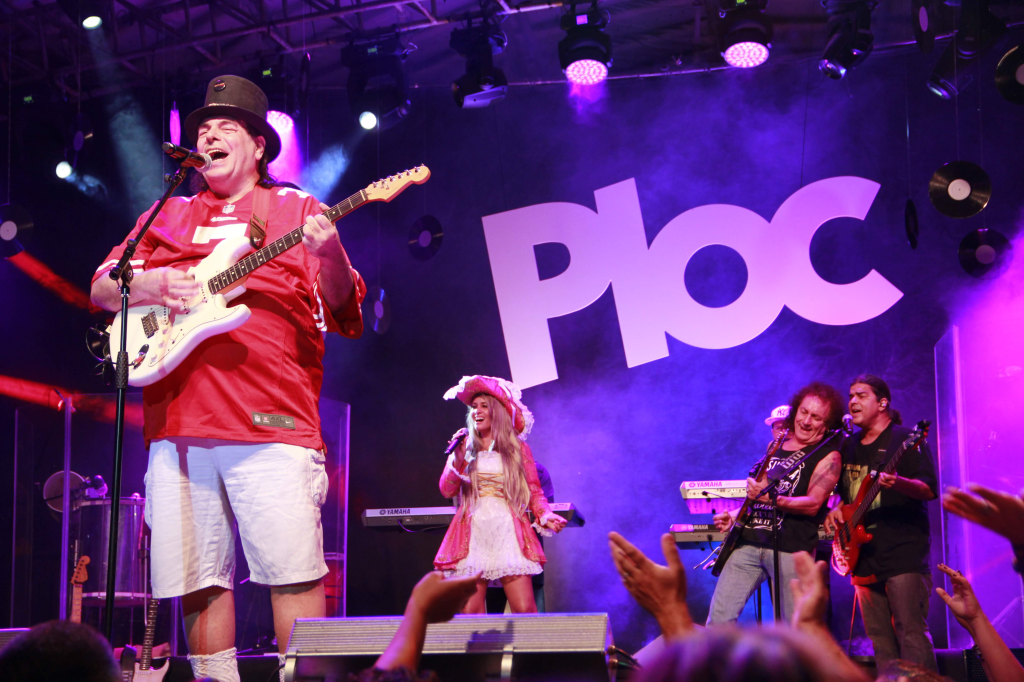 FESTA PLOC Maior tributo aos anos 80 da América Latina celebra 20 anos  em edição especial no Qualistage Dia 12 de abril 