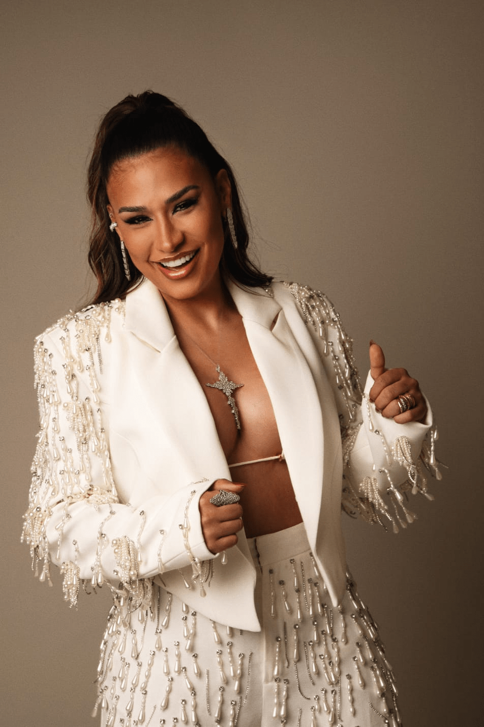 Produzido pela Vivere Entretenimento, evento inédito promete agitar a Região dos Lagos entre16 e 18 de janeiro com grandes nomes do sertanejo, forró e&nbsp;pagode.