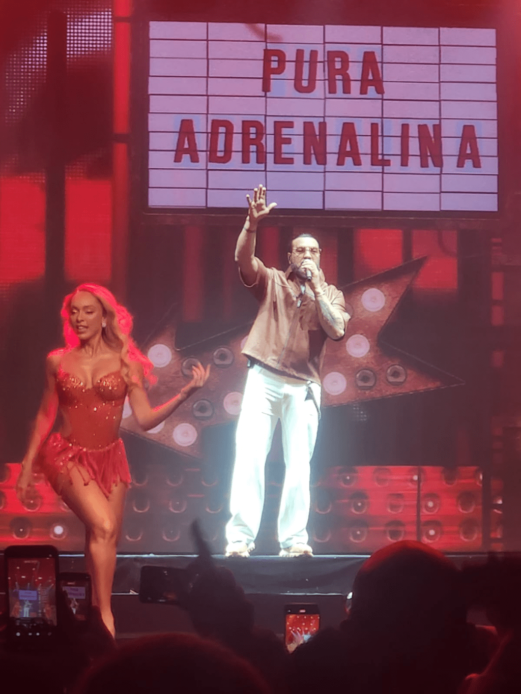 Belo Encanta o Qualistage em Noite de Casa Lotada e Celebração ao&nbsp;Pagode