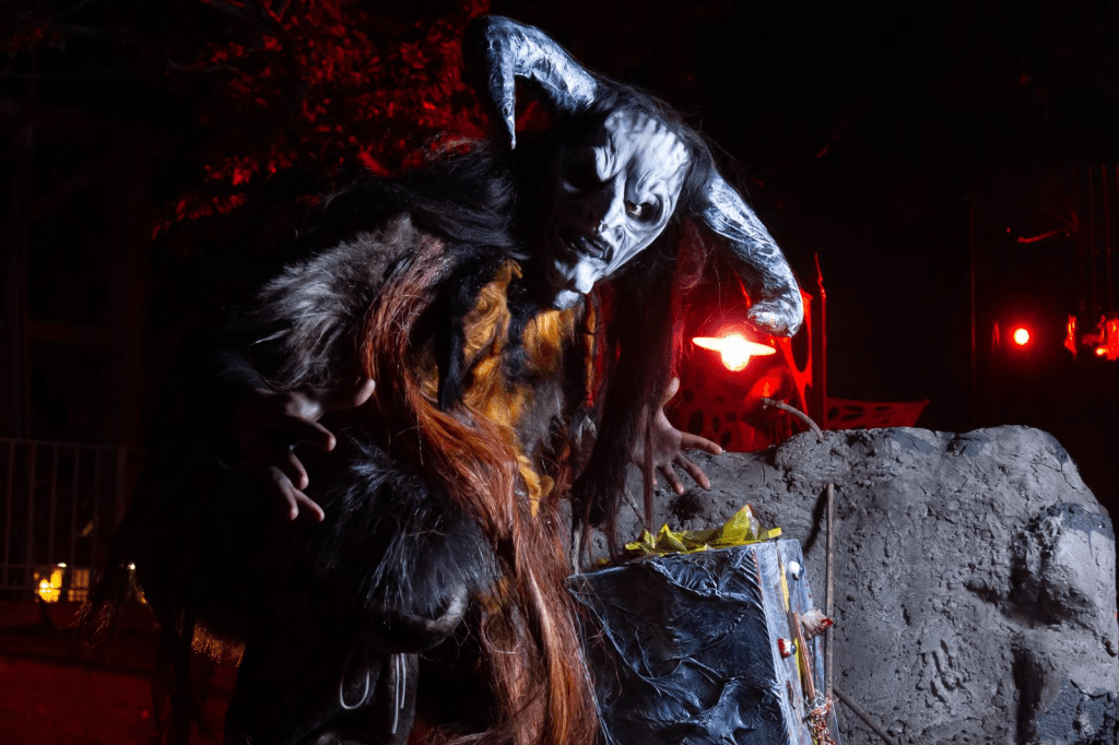 Hopi Hari lança “Spoiler Night”, experiência premium limitada para fãs da Hora do Horror